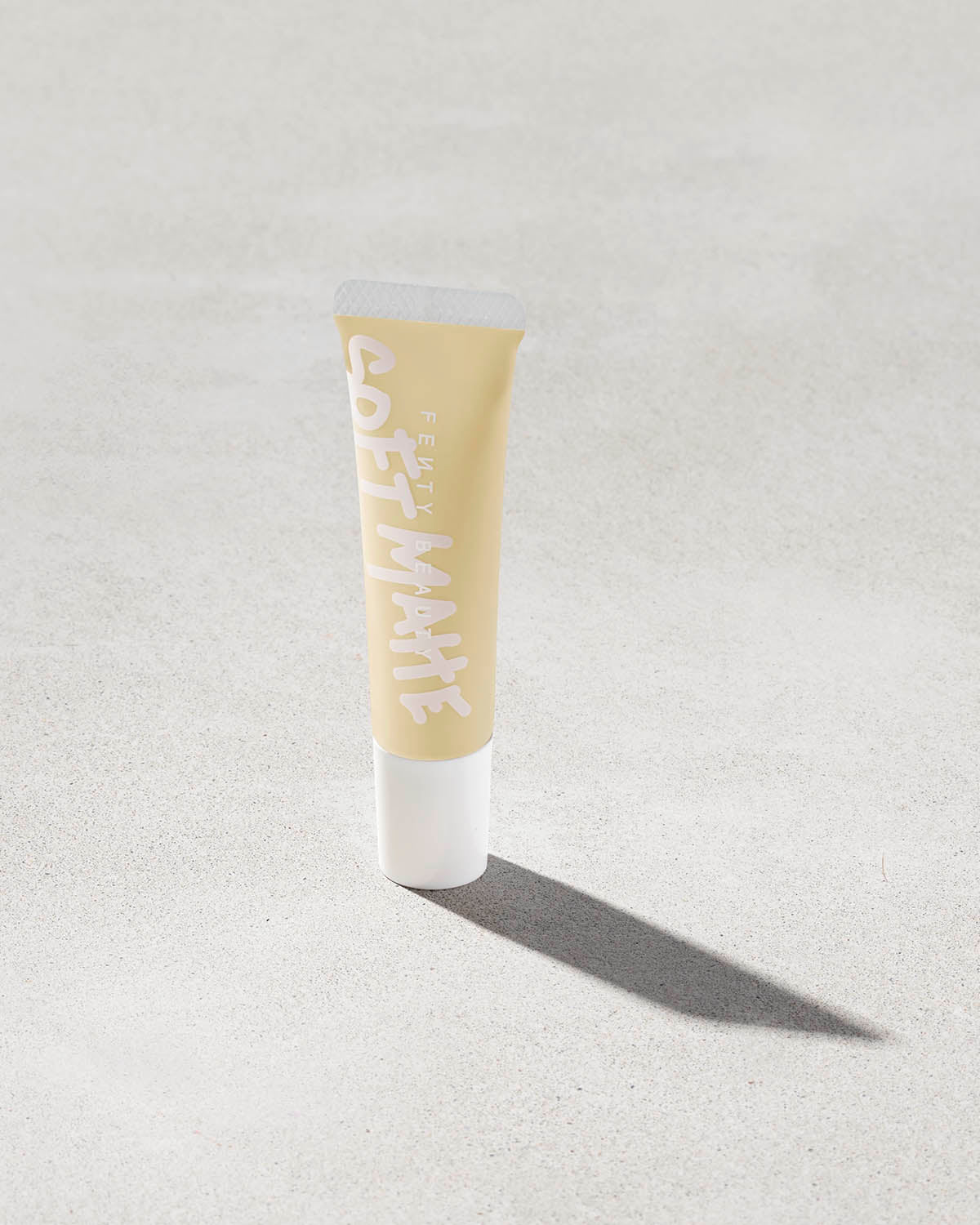 Pro Filt'r Soft Matte Longwear Foundation — #100